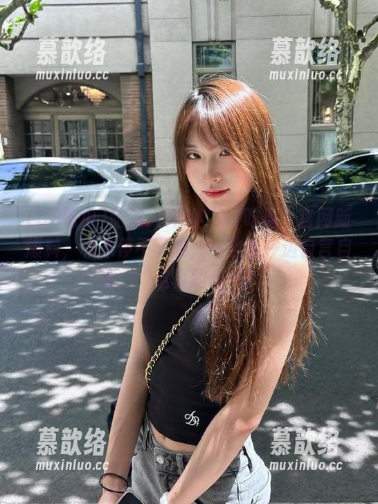 脑洞大开的“51吃瓜”官网新爆料，根本停不下来，一边看一边自言自语：“这真的是…？”