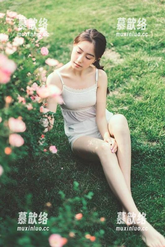 网站又升级了？51黑瓜吃料网2025入口真是让人忍不住想点开看看！
