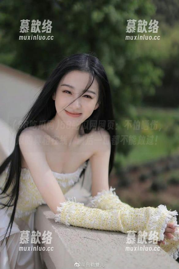 58吃瓜网网页：不怕晒伤，瓜的真相在线，最后一口都不能放过！