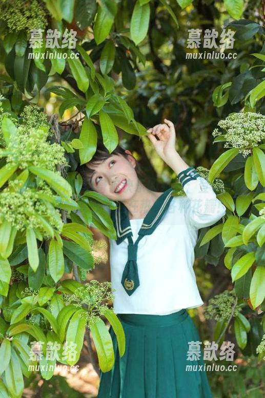 单身狗快乐的泉源：登录911吃瓜，瓜田里正在热炒各种花瓣！