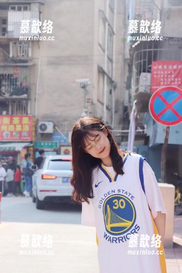 998.su登录，瞬间变身“吃瓜群众”，准备好吗！