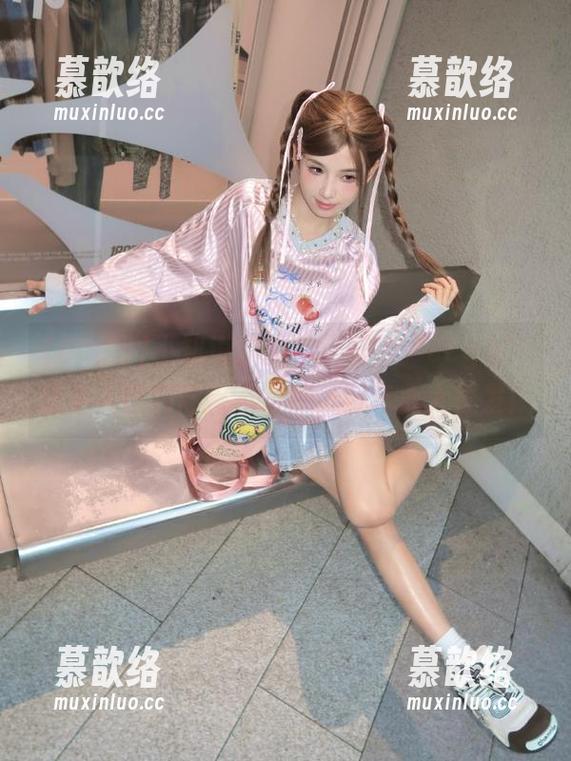 不知道你们有没有被“ccgg”这个入口搞得猝不及防，好奇心大爆发！