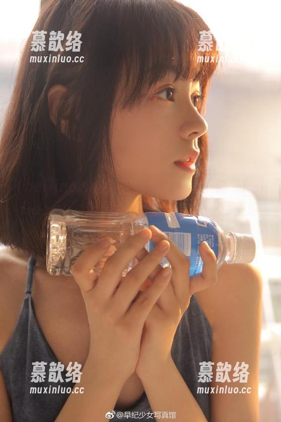 别告诉我你还没试过“heiliao.su”苹果版，黑料看的乐不可支啊！