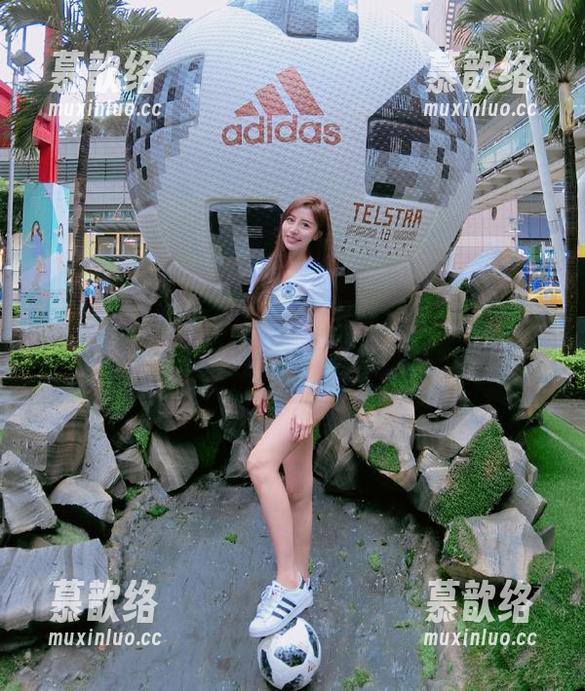 “hlw”里分享那些个不可思议的瓜，真是没想到有人活得这么精彩！