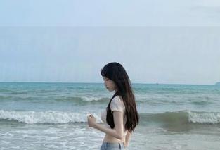 下载www.黑料不打烊.top，学习如何用瓜消灭尴尬聊天，轻松搞定你的社交恐惧！