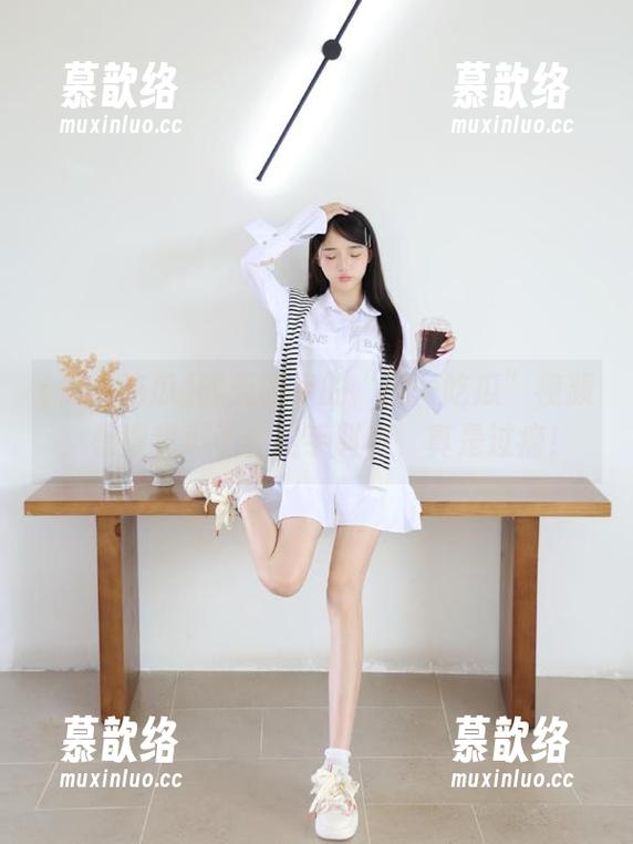 九一吃瓜 昨天晚上的“九一吃瓜”视频,看得我忍不住拍手叫好,真是过瘾!