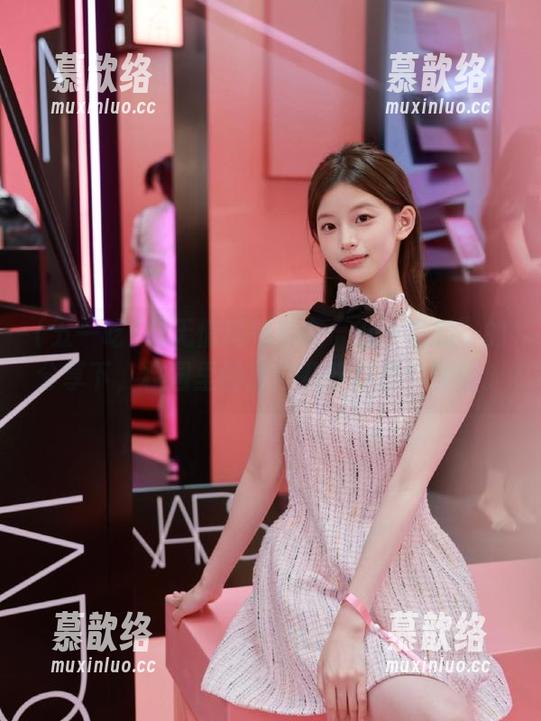 无情揭秘！在“五一吃瓜”的分享下，校园里的那些八卦真是个宝藏。