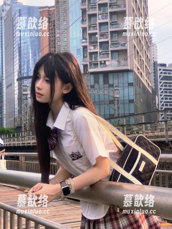 五一吃瓜app的官网网页版？不如直接买一个沙发坐下不动！
