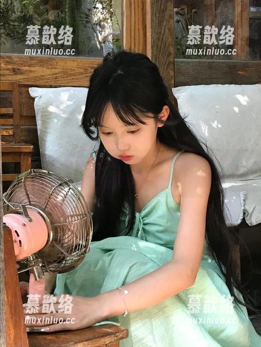 吃瓜不打烊166run官网：我的认真与日常就是你十分钟的戏