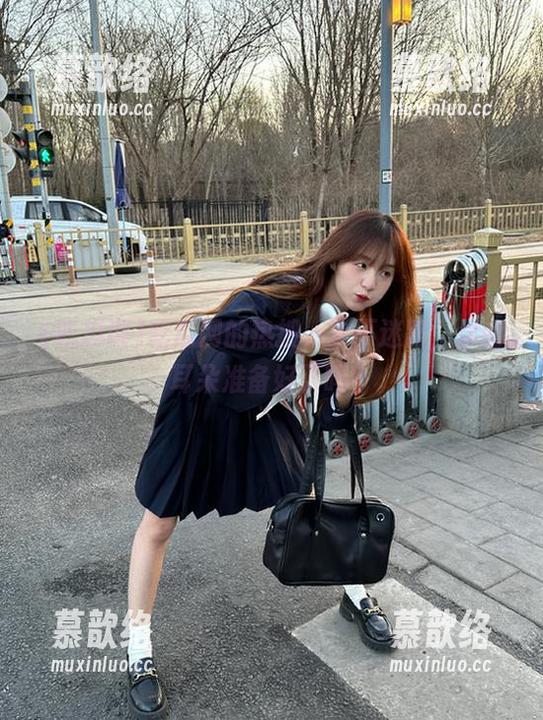 吃瓜网的热搜，永不迷路，你的耳朵准备好了吗？