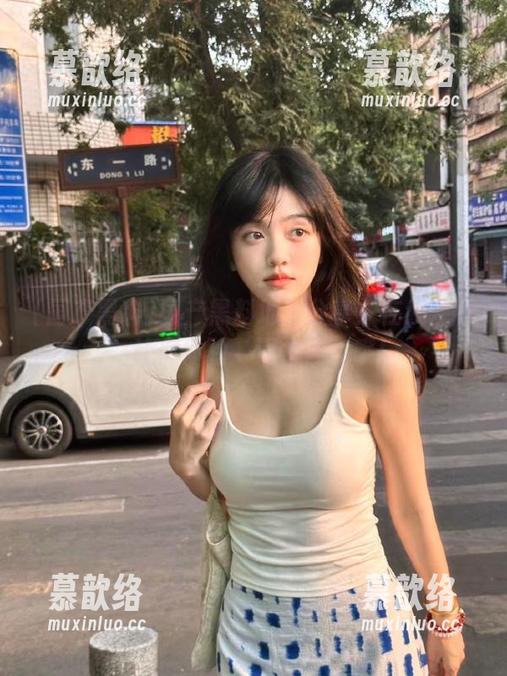 国产黑料地址分享：在线观看，让你体验‘深水区’哦！