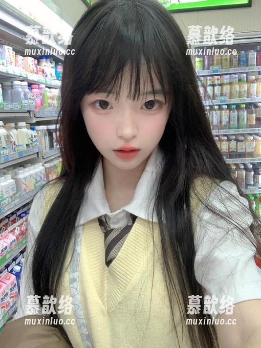 黑哥扒料 首页的黑哥扒料:不是所有瓜都适合“吃”,别说我没提醒你。