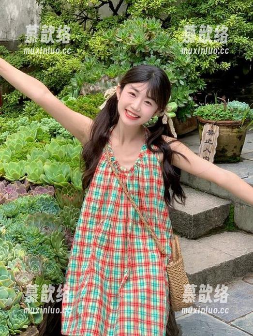 黑料不打样苹果版：挖到的瓜都有点甜，再来一口！