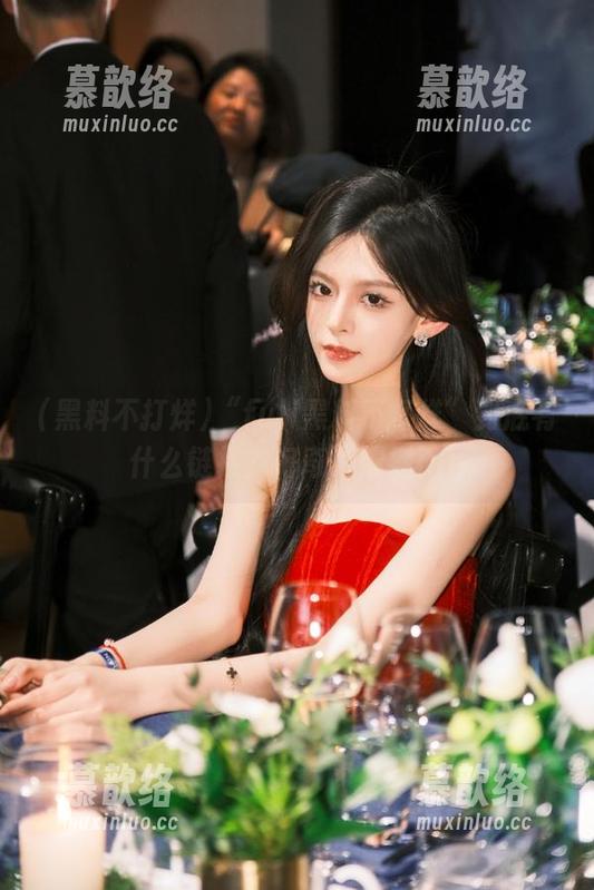 “fuli黑料不打烊”到底有什么链接？好奇心爆棚ing