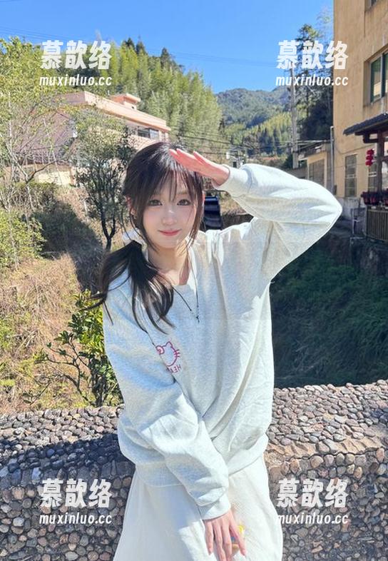 最新万篇长征黑料不打烊so，专属导航带你一探明星真相！
