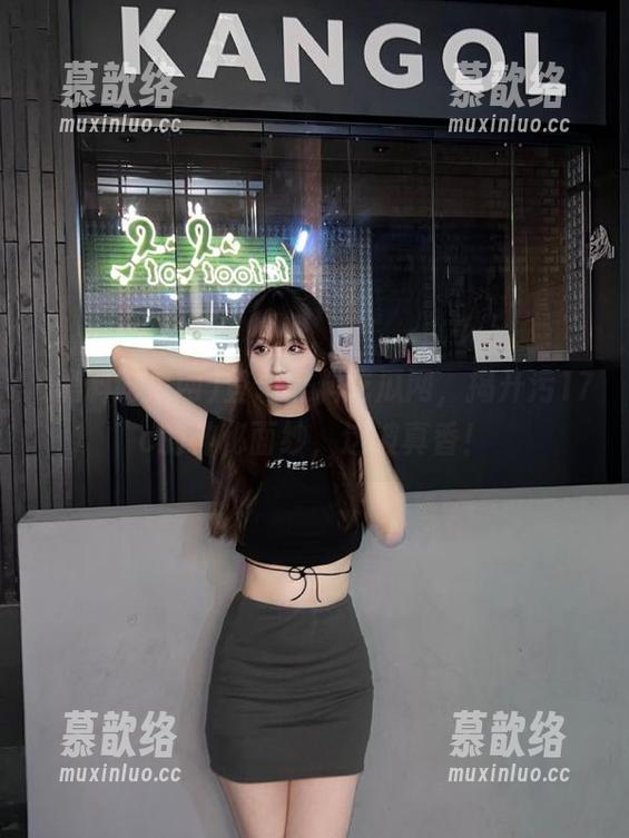 登录黑料吃瓜网，揭开污17c的神秘面纱，这波真香！