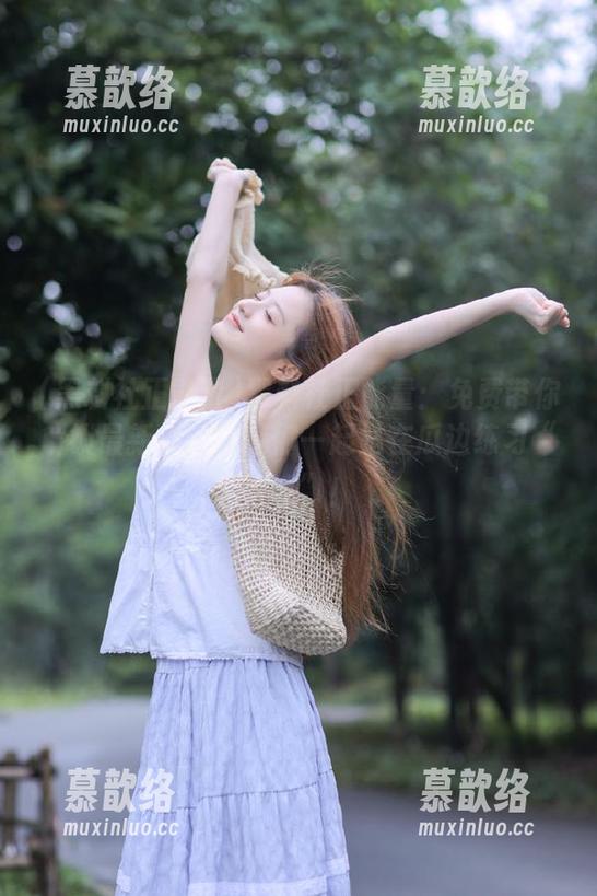 黑料社正能量：免费带你解锁最新瓜，让我们一起站在瓜边练习“冷静”！