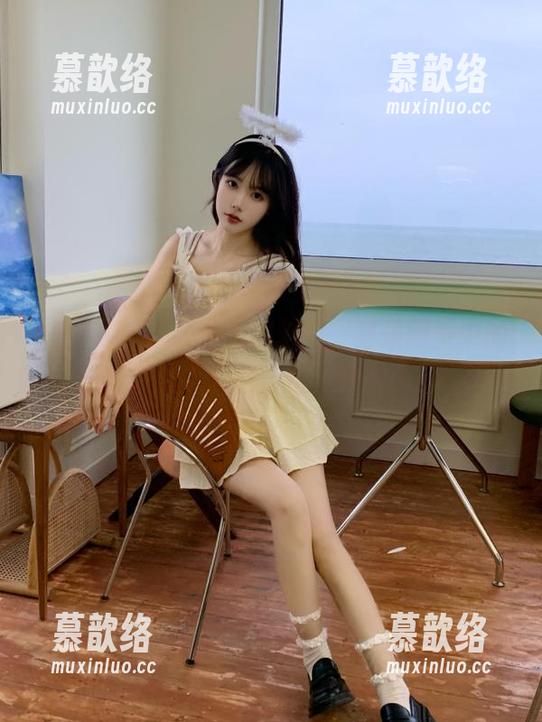 登录进入黑料网，结果网页中的光影让我以为自己进了奇幻世界！