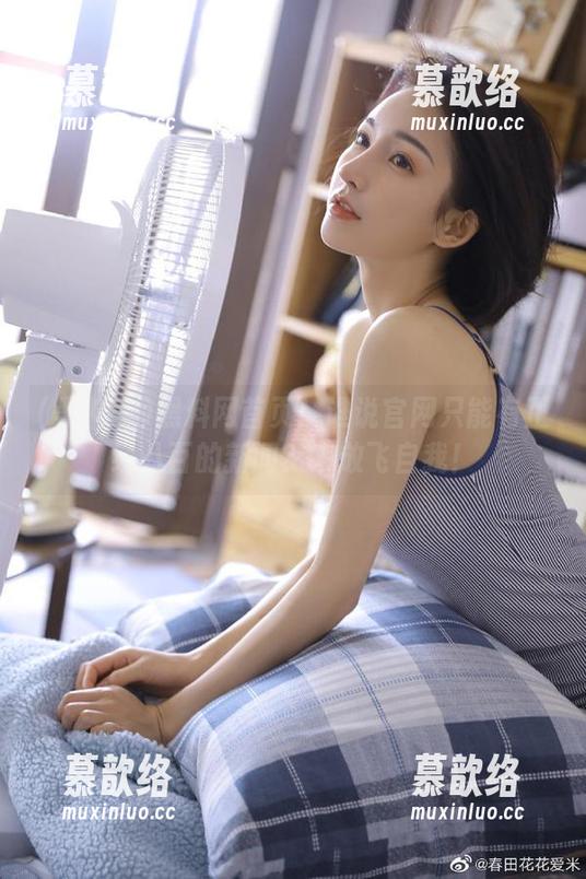 黑料网首页：谁说官网只能有正经八百的新闻？来放飞自我！