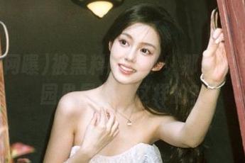 被黑料网曝了！那位明星在校园里居然是这样的？