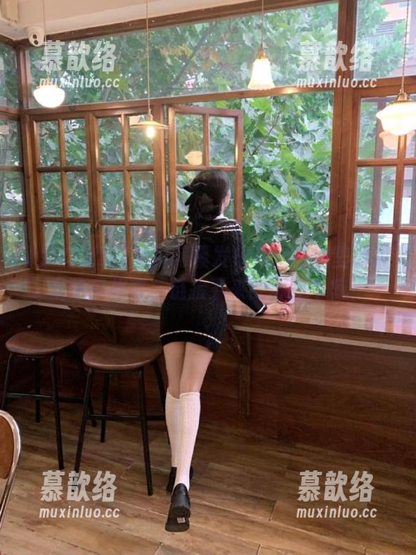 黑料网曝发布会：校园里的明星吃瓜故事，链接下来的真是个疯！