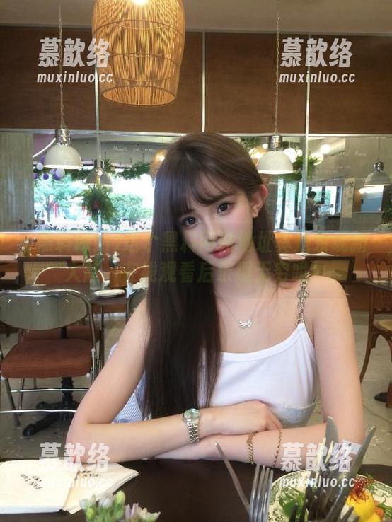 这个黑料网站地址真是发现新大陆，在线观看后乐趣无穷哦！